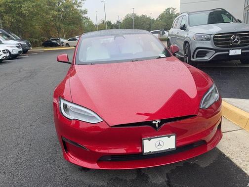 2022 Tesla Model S Plaid