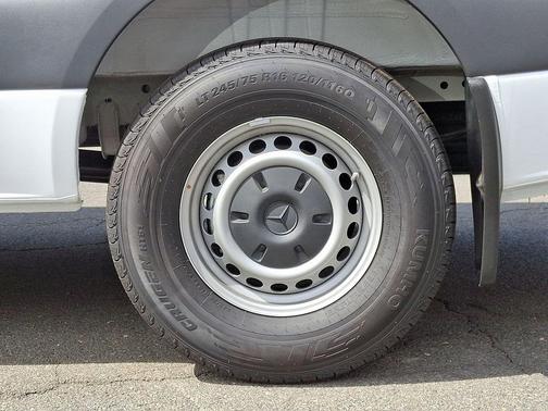 2025 Mercedes-Benz Sprinter 2500 Standard Roof
