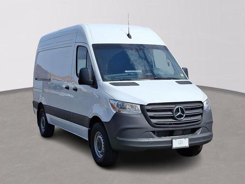 2025 Mercedes-Benz Sprinter 2500 Standard Roof
