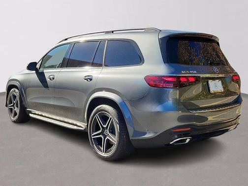 2026 Mercedes-Benz GLS 450