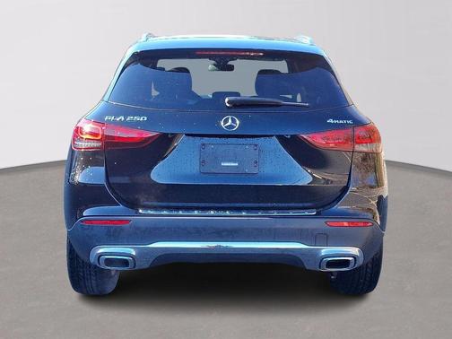 2022 Mercedes-Benz GLA 250 Base 4MATIC