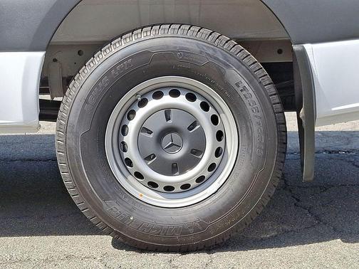 2025 Mercedes-Benz Sprinter 2500 144 WB