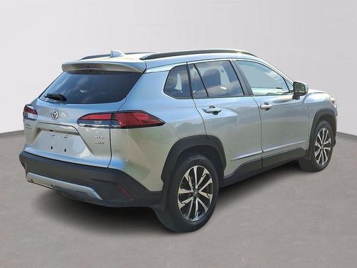 2022 Toyota Corolla Cross XLE