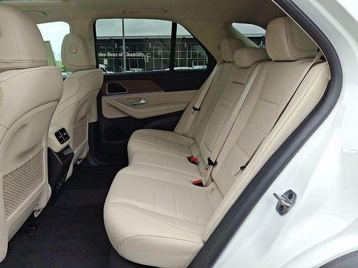 White 2026 Mercedes-Benz GLE 450e Base 4MATIC