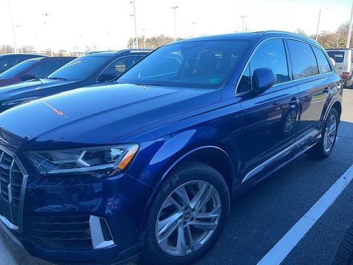 2020 Audi Q7 55 Premium Plus