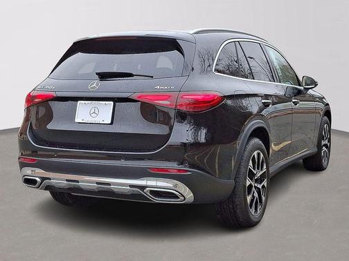 2025 Mercedes-Benz GLC 350e Base 4MATIC