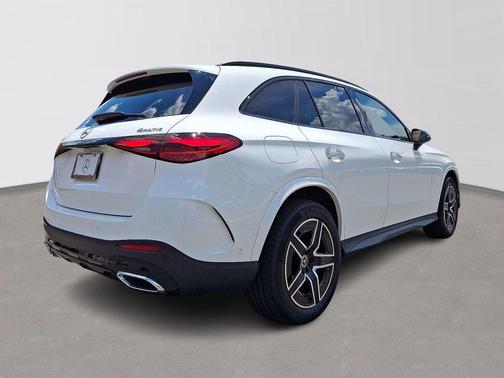 Polar White 2025 Mercedes-Benz GLC 300 Base 4MATIC