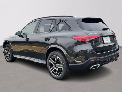 Graphite Gray Metallic 2026 Mercedes-Benz GLC 300 Base 4MATIC