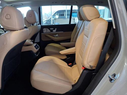 Alpine Gray 2026 Mercedes-Benz GLS 450 4MATIC