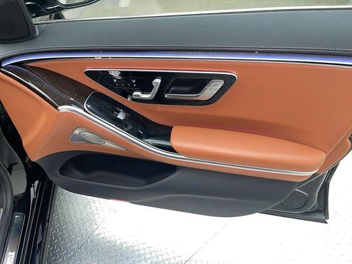 Black 2022 Mercedes-Benz S-Class S 500 4MATIC