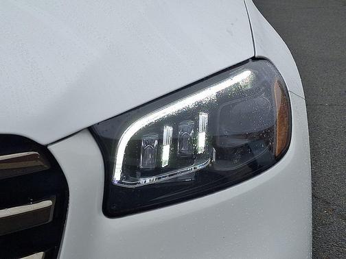 2026 Mercedes-Benz GLS 450