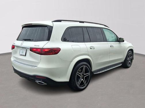 2026 Mercedes-Benz GLS 450