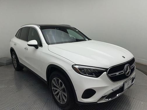 Polar White 2026 Mercedes-Benz GLC 300 Base 4MATIC