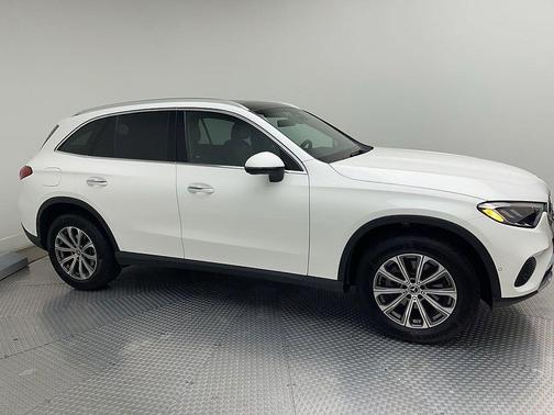 Polar White 2026 Mercedes-Benz GLC 300 Base 4MATIC