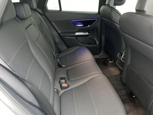 Polar White 2026 Mercedes-Benz GLC 300 Base 4MATIC