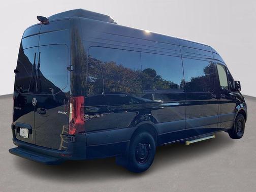 2025 Mercedes-Benz Sprinter 2500 High Roof