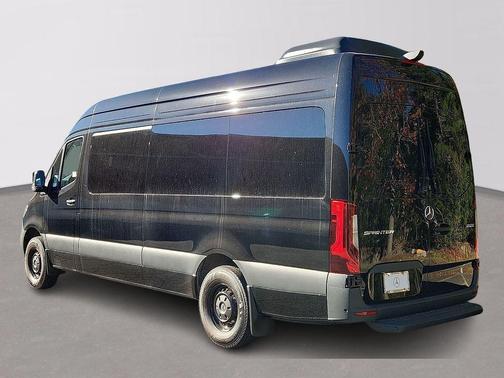2025 Mercedes-Benz Sprinter 2500 High Roof