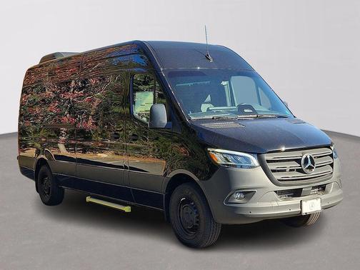 2025 Mercedes-Benz Sprinter 2500 High Roof