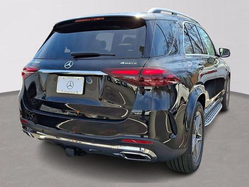 Obsidian Black Metallic 2026 Mercedes-Benz GLE 450 4MATIC