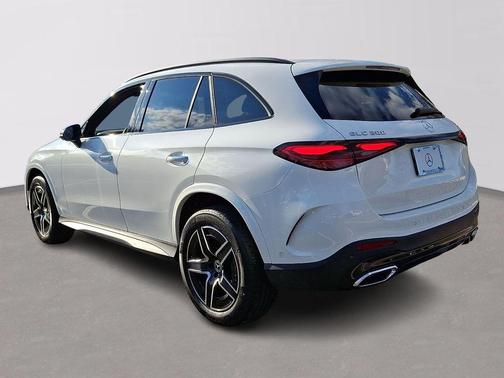 Polar White 2026 Mercedes-Benz GLC 300 Base 4MATIC