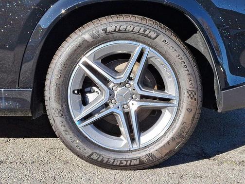 Black 2025 Mercedes-Benz AMG GLE 53 Base