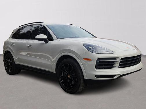 2023 Porsche Cayenne Base