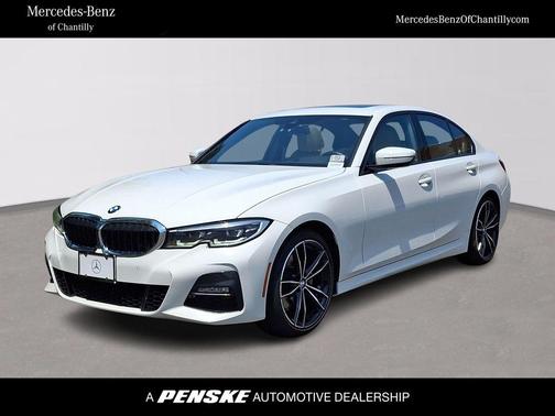 2022 BMW 330 i xDrive