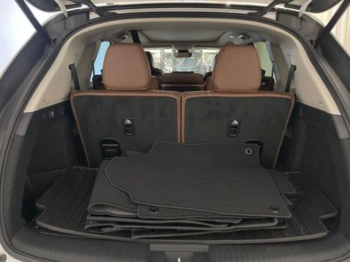 Platinum White 2022 Acura MDX Technology