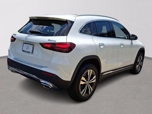 Polar White 2026 Mercedes-Benz GLA 250 Base 4MATIC