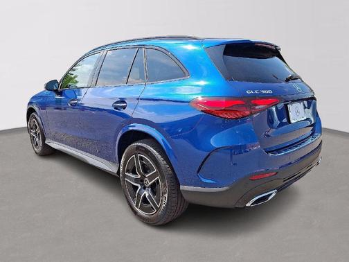 Starling Blue Metallic 2027 Mercedes-Benz GLC 300