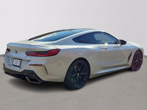 2023 BMW M850 i xDrive