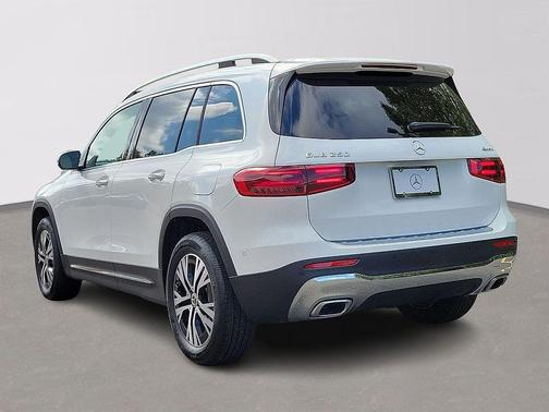 2025 Mercedes-Benz GLB 250 Base 4MATIC