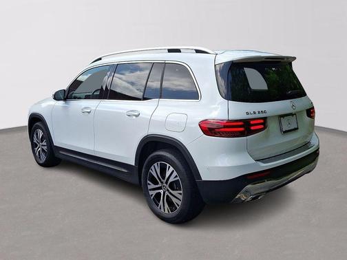 2025 Mercedes-Benz GLB 250 Base 4MATIC