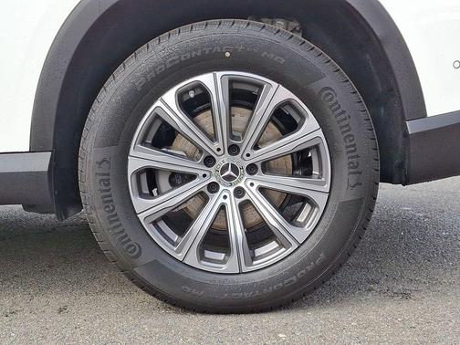 2025 Mercedes-Benz GLC 300 Base 4MATIC