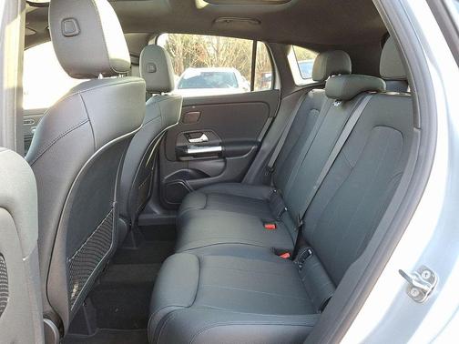 2026 Mercedes-Benz GLA 250 Base 4MATIC