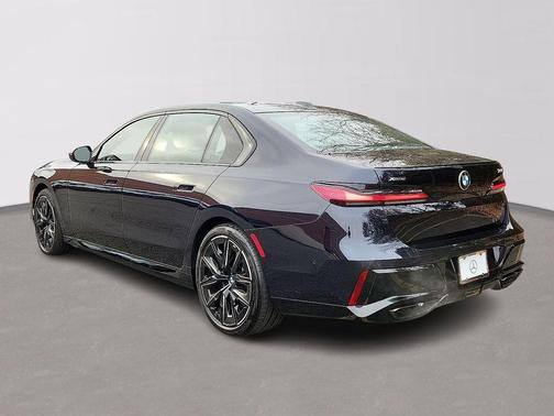 2024 BMW 760 760i xDrive