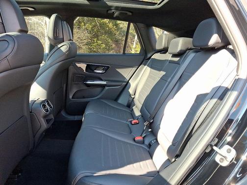 2026 Mercedes-Benz GLC 300 Base 4MATIC