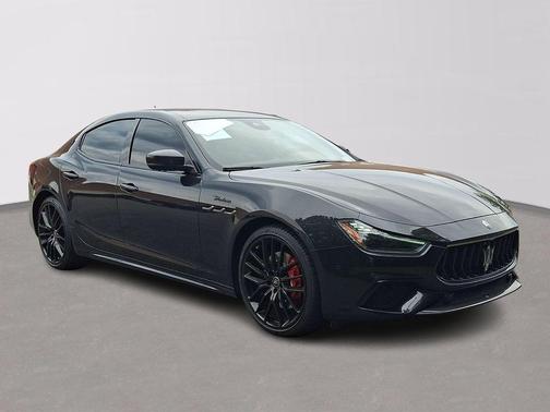 Nero Noctis 2022 Maserati Ghibli Modena