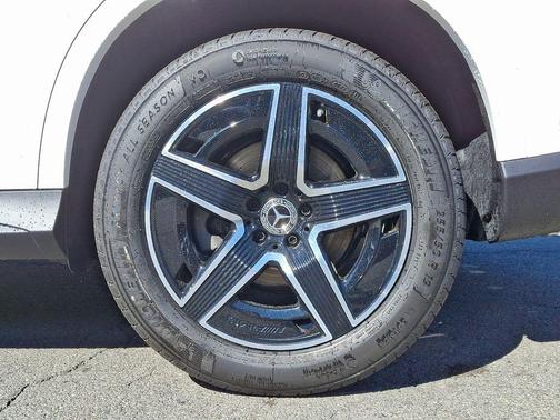2025 Mercedes-Benz GLC 300 Base 4MATIC