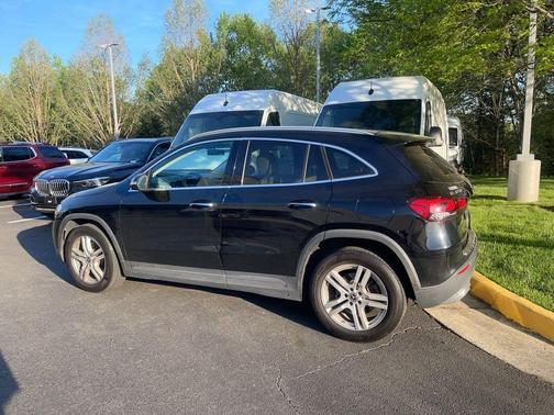 2021 Mercedes-Benz GLA 250 Base 4MATIC