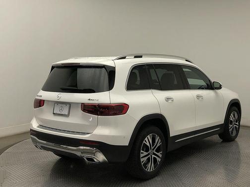 2024 Mercedes-Benz GLB 250 Base 4MATIC