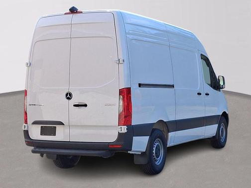 2025 Mercedes-Benz Sprinter 2500 Standard Roof