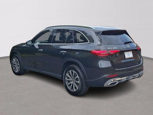 Graphite Gray Metallic 2025 Mercedes-Benz GLC 300 Base 4MATIC