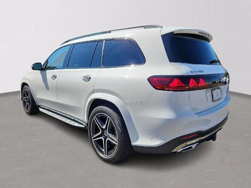 Polar White 2027 Mercedes-Benz GLS 450