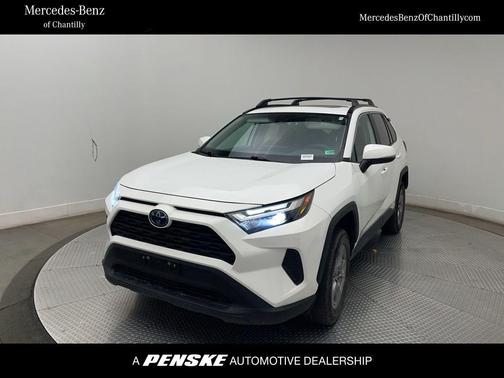 White 2022 Toyota RAV4 Hybrid XLE
