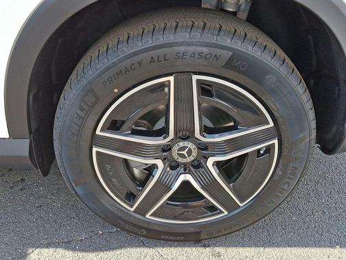 2026 Mercedes-Benz GLC 300 Base 4MATIC