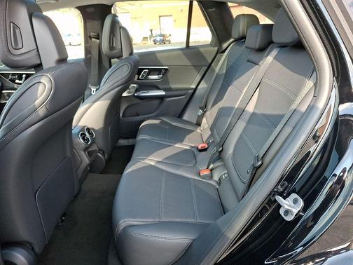 2026 Mercedes-Benz GLC 300 Base 4MATIC