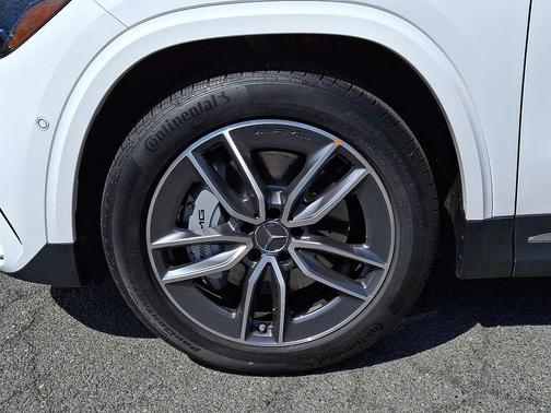 2026 Mercedes-Benz AMG GLA 35 Base