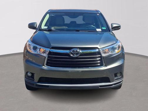 Jade Metallic 2016 Toyota Highlander XLE
