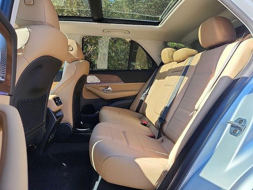 Cirrus Silver Metallic 2026 Mercedes-Benz GLE 450 4MATIC